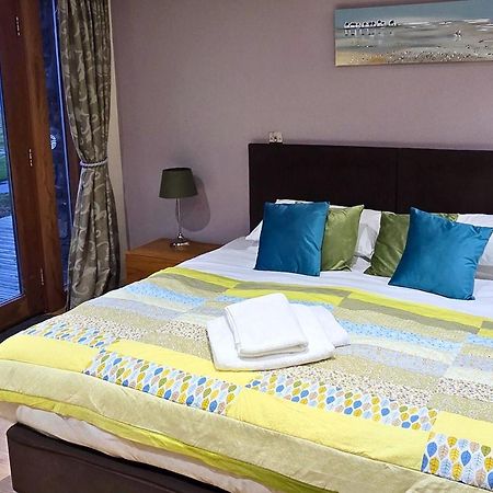 Вилла The Stables 1 - Llyn Peninsula Нефин Экстерьер фото